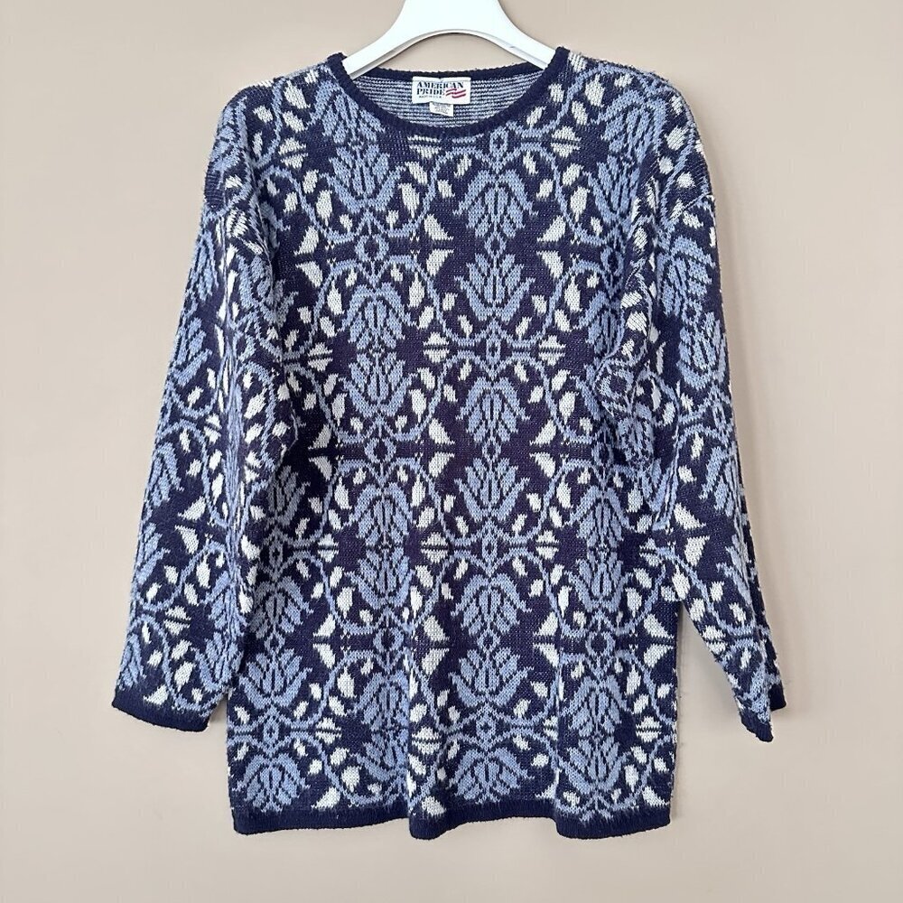 Vintage 80s Cottagecore Blue Floral Sweater Women L Round Neck USA Tunic Length